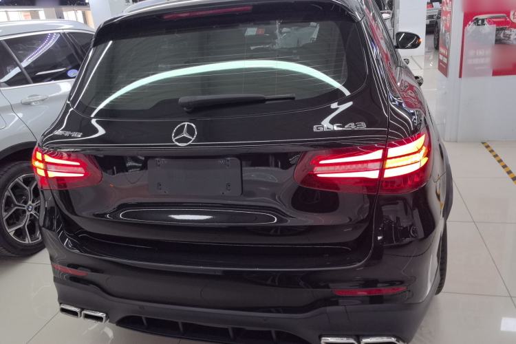 Used Mercedes-Benz GLC AMG 2017 AMG GLC 43 4MATIC Exterior 4