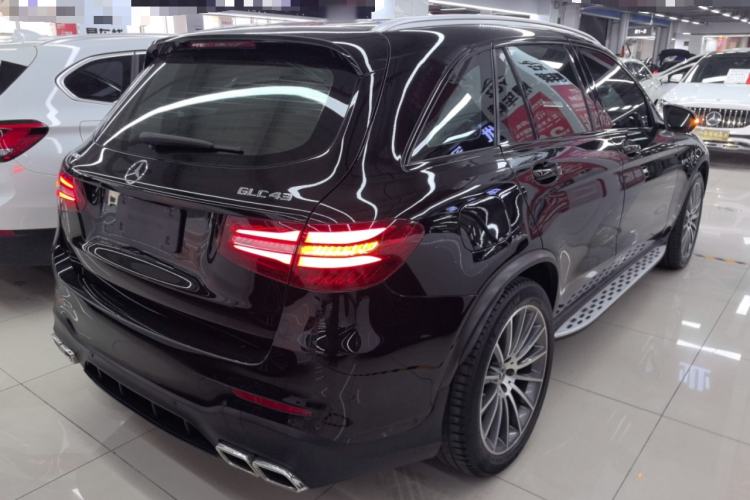 Used Mercedes-Benz GLC AMG 2017 AMG GLC 43 4MATIC Exterior 5