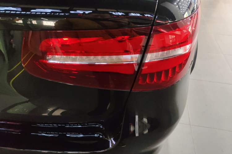 Used Mercedes-Benz GLC AMG 2017 AMG GLC 43 4MATIC Exterior 6
