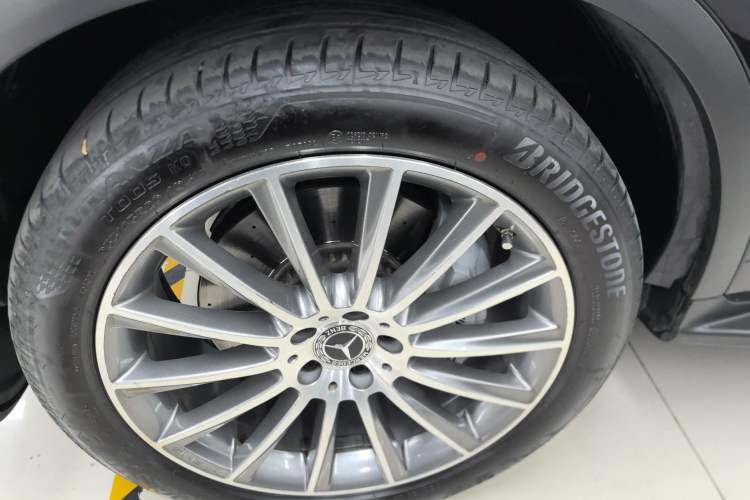 Used Mercedes-Benz GLC AMG 2017 AMG GLC 43 4MATIC Exterior 7