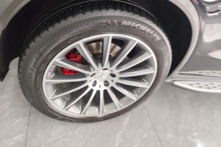 Used Mercedes-Benz GLC AMG 2017 AMG GLC 43 4MATIC Exterior 8
