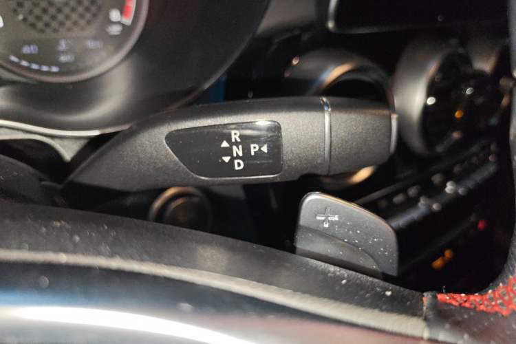 Used Mercedes-Benz GLC AMG 2017 AMG GLC 43 4MATIC Gear Lever