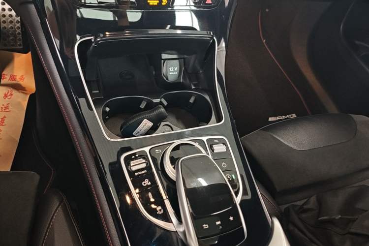 Used Mercedes-Benz GLC AMG 2017 AMG GLC 43 4MATIC Special Edition Gear Lever