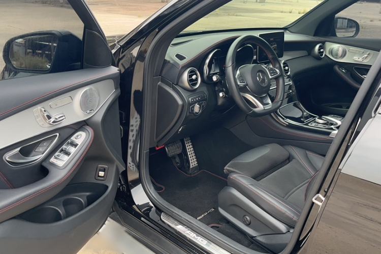 Used Mercedes-Benz GLC AMG 2017 AMG GLC 43 4MATIC Interior 1