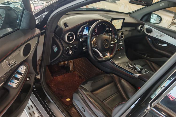 Used Mercedes-Benz GLC AMG 2017 AMG GLC 43 4MATIC Interior 1