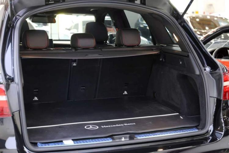 Used Mercedes-Benz GLC AMG 2017 AMG GLC 43 4MATIC Interior 4