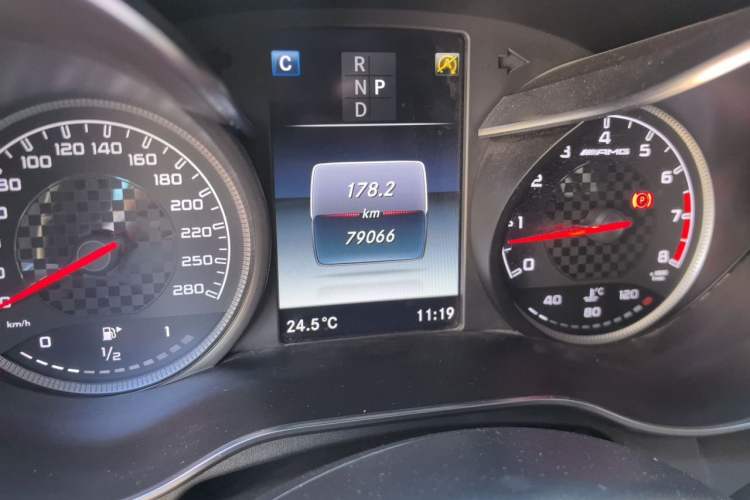 Used Mercedes-Benz GLC AMG 2017 AMG GLC 43 4MATIC Odometer Close Up