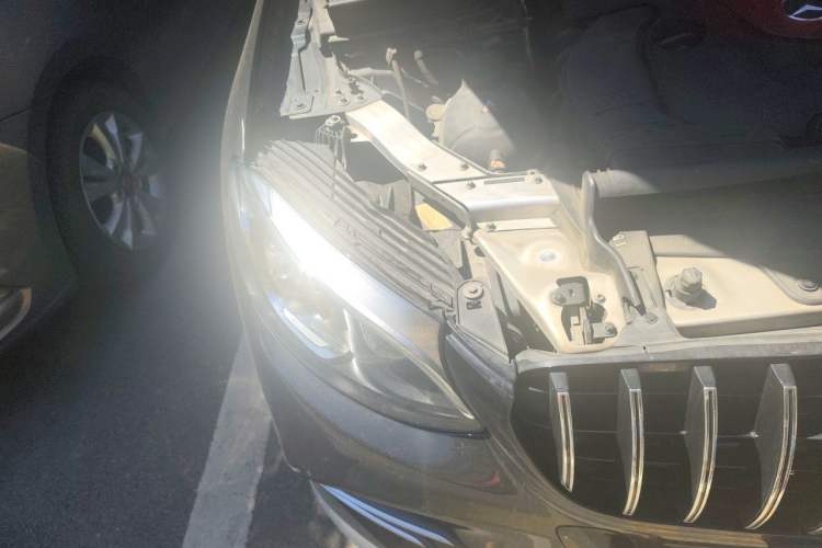 Used Mercedes-Benz GLC AMG 2017 AMG GLC 43 4MATIC Right Front Headlight