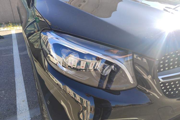 Used Mercedes-Benz GLC AMG 2017 AMG GLC 43 4MATIC Right Front Headlight