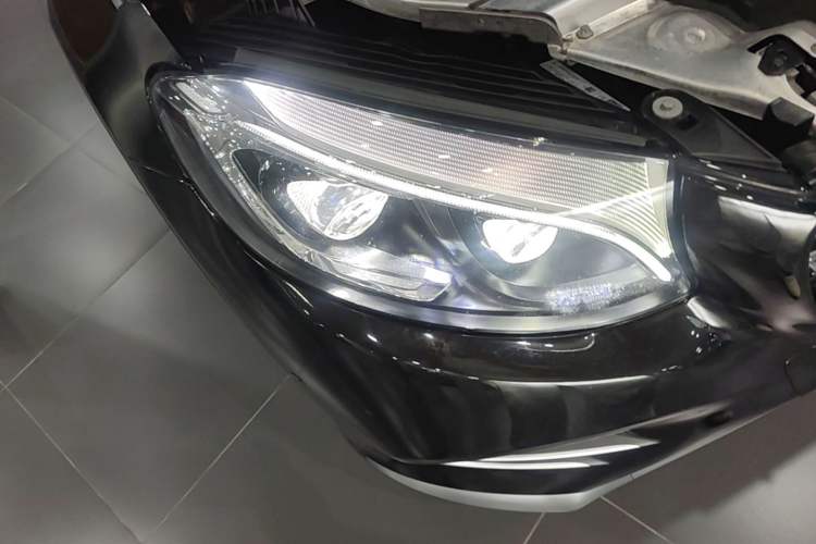 Used Mercedes-Benz GLC AMG 2017 AMG GLC 43 4MATIC Right Front Headlight