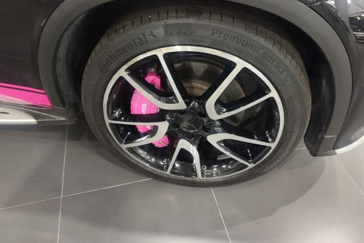 Used Mercedes-Benz GLC AMG 2017 AMG GLC 43 4MATIC Right Front Wheel Hub