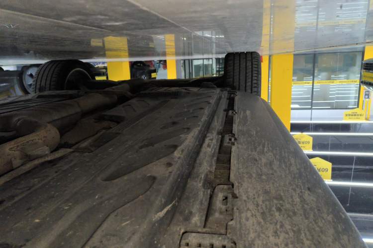 Used Mercedes-Benz GLC AMG 2017 AMG GLC 43 4MATIC Right Side Sill