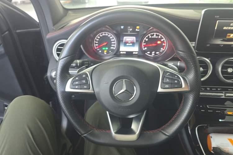 Used Mercedes-Benz GLC AMG 2017 AMG GLC 43 4MATIC Special Edition Steering Wheel