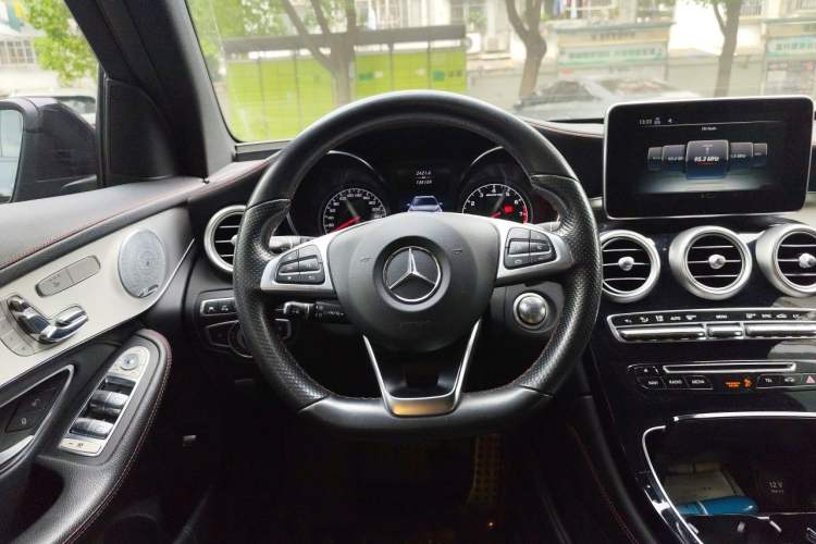 Used Mercedes-Benz GLC AMG 2017 AMG GLC 43 4MATIC Special Edition Steering Wheel