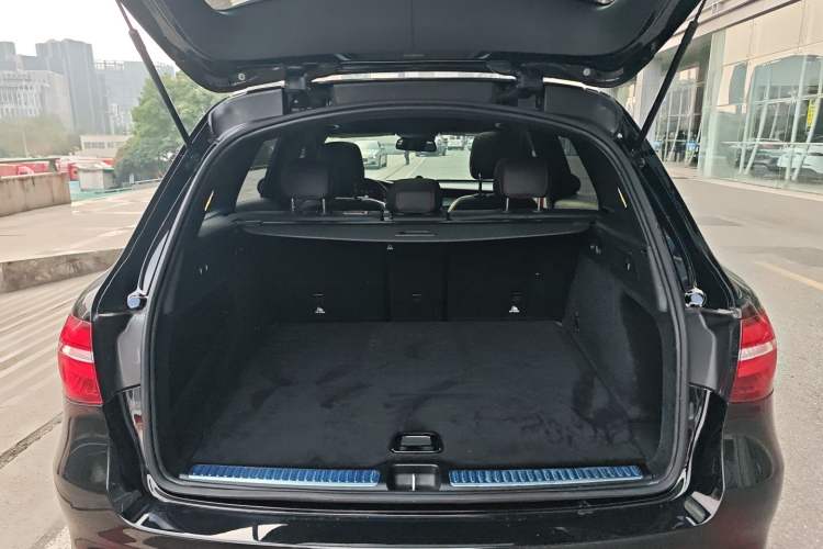 Used Mercedes-Benz GLC AMG 2017 AMG GLC 43 4MATIC Trunk