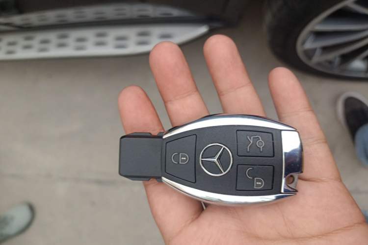 Used Mercedes-Benz GLC AMG 2017 AMG GLC 43 4MATIC Vehicle Key