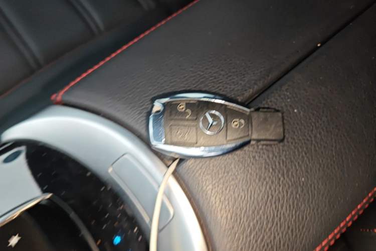 Used Mercedes-Benz GLC AMG 2017 AMG GLC 43 4MATIC Vehicle Key