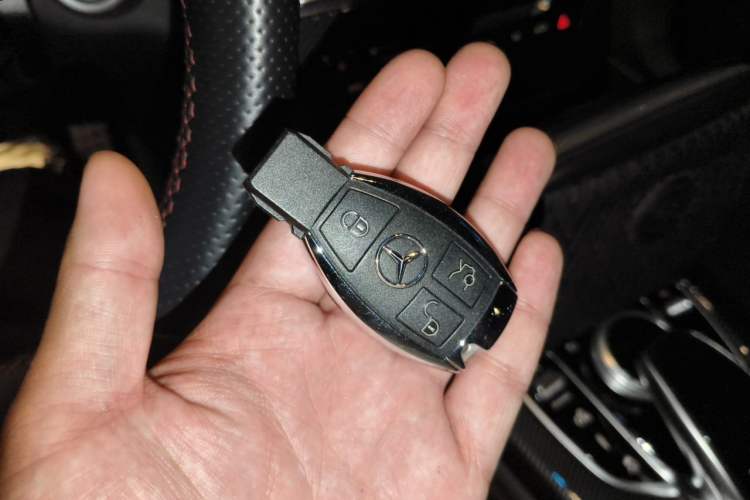 Used Mercedes-Benz GLC AMG 2017 AMG GLC 43 4MATIC Vehicle Key