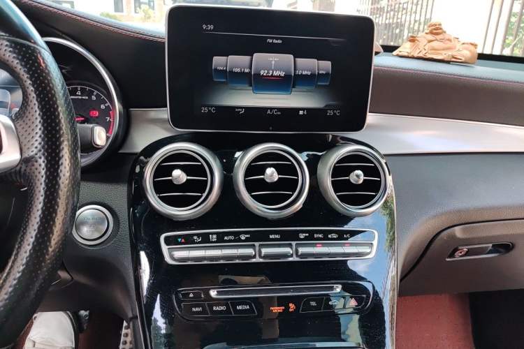Used Mercedes-Benz GLC AMG 2017 AMG GLC 43 4MATIC Audio And AC Panel