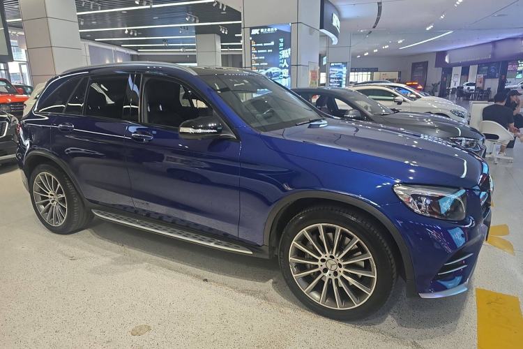 Used Mercedes-Benz GLC AMG 2017 AMG GLC 43 4MATIC Exterior 2