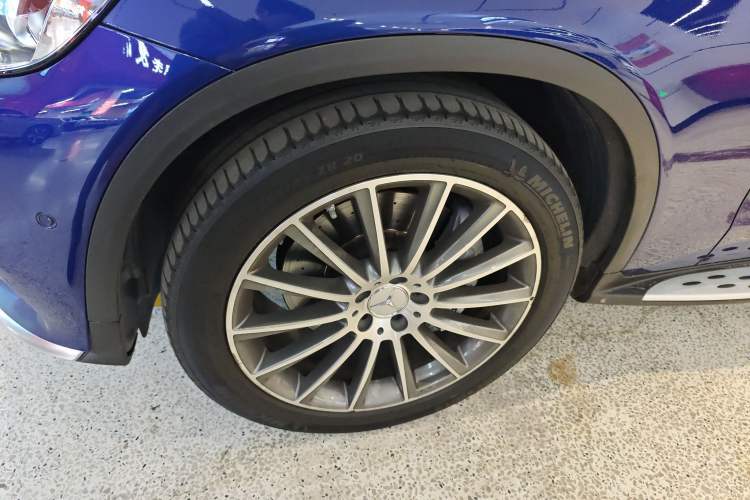 Used Mercedes-Benz GLC AMG 2017 AMG GLC 43 4MATIC Exterior 7