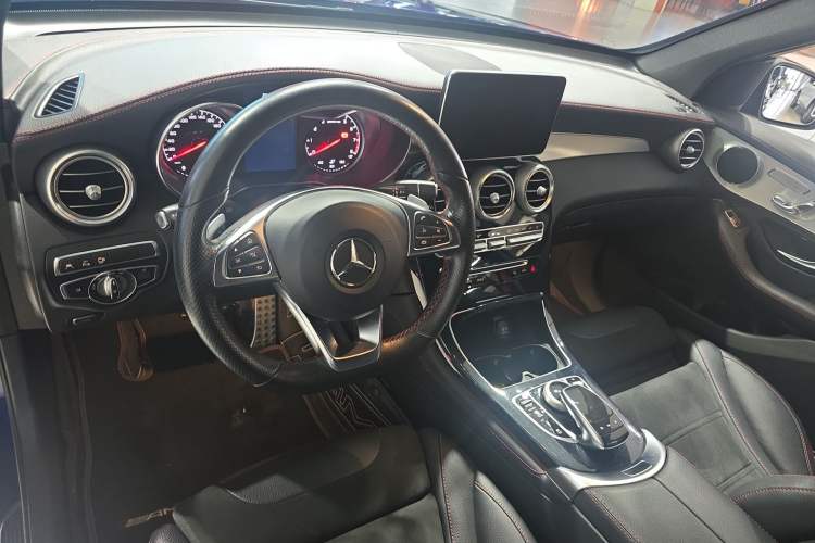 Used Mercedes-Benz GLC AMG 2017 AMG GLC 43 4MATIC Interior 3