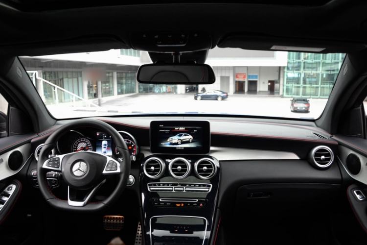 Used Mercedes-Benz GLC AMG 2017 AMG GLC 43 4MATIC Interior 9
