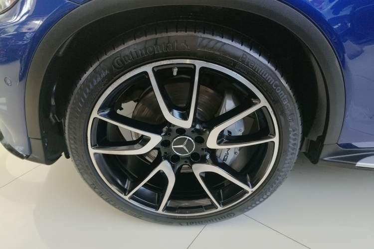 Used Mercedes-Benz GLC AMG 2017 AMG GLC 43 4MATIC Left Front Wheel Hub
