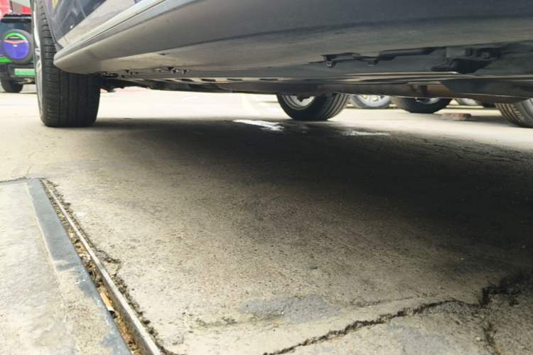 Used Mercedes-Benz GLC AMG 2017 AMG GLC 43 4MATIC Left Side Sill