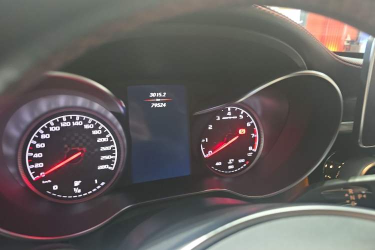 Used Mercedes-Benz GLC AMG 2017 AMG GLC 43 4MATIC Odometer Close Up