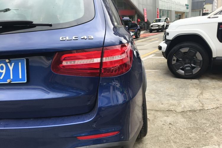 Used Mercedes-Benz GLC AMG 2017 AMG GLC 43 4MATIC Right Rear Taillight