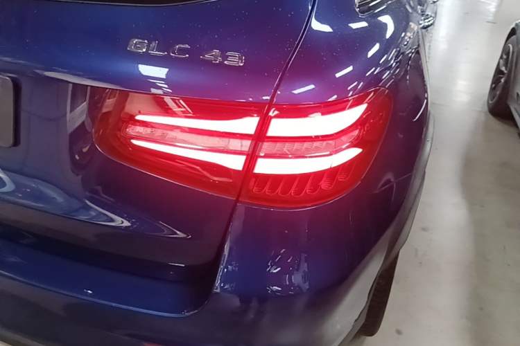 Used Mercedes-Benz GLC AMG 2017 AMG GLC 43 4MATIC Right Rear Taillight