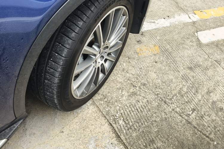 Used Mercedes-Benz GLC AMG 2017 AMG GLC 43 4MATIC Right Rear Wheel Hub