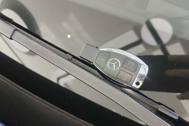Used Mercedes-Benz GLC AMG 2017 AMG GLC 43 4MATIC Vehicle Key