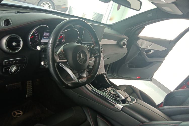 Used Mercedes-Benz GLC AMG 2017 AMG GLC 43 4MATIC Center Console