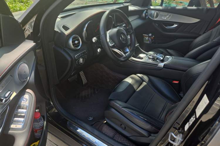 Used Mercedes-Benz GLC AMG 2017 AMG GLC 43 4MATIC Special Edition Driver Seat