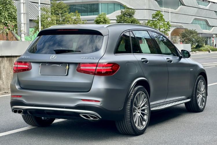 Used Mercedes-Benz GLC AMG 2017 AMG GLC 43 4MATIC Exterior 4