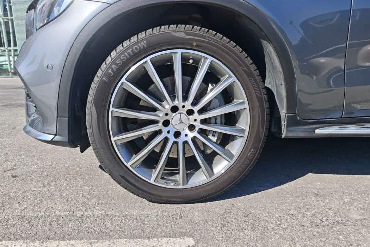 Used Mercedes-Benz GLC AMG 2017 AMG GLC 43 4MATIC Exterior 8