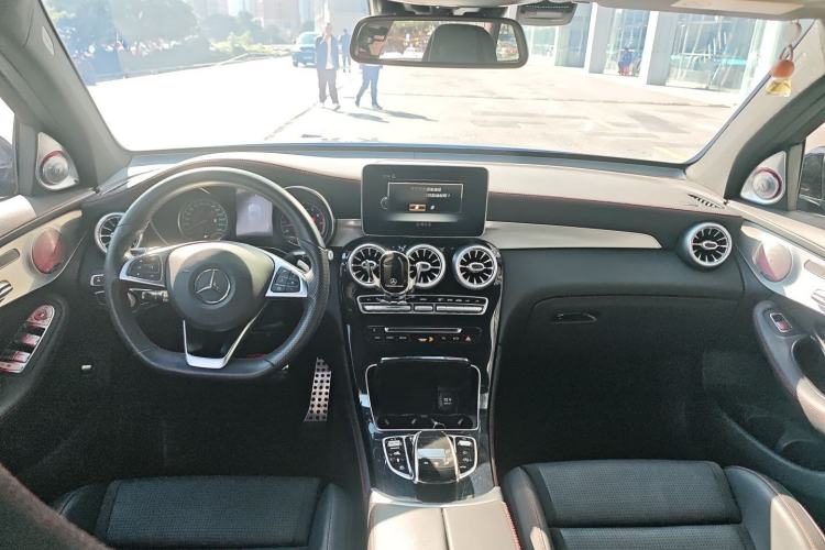 Used Mercedes-Benz GLC AMG 2017 AMG GLC 43 4MATIC Interior 2