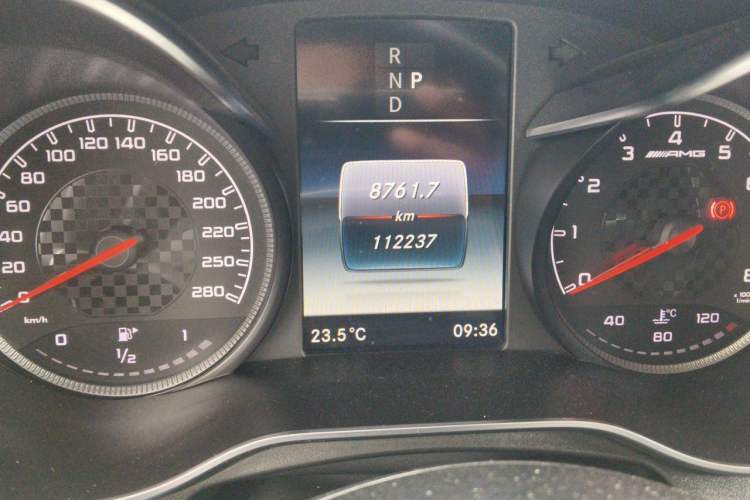 Used Mercedes-Benz GLC AMG 2017 AMG GLC 43 4MATIC Special Edition Odometer Close Up