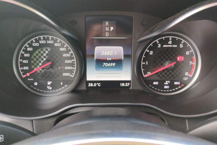 Used Mercedes-Benz GLC AMG 2017 AMG GLC 43 4MATIC Odometer Close Up