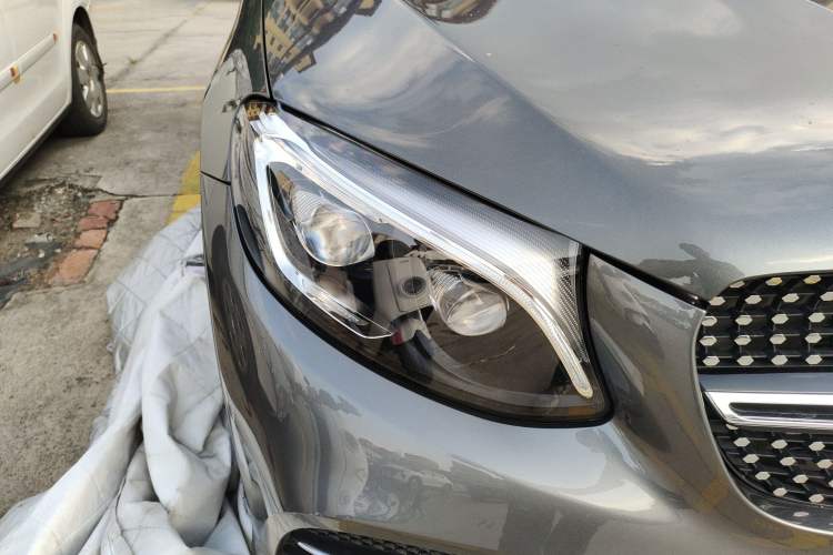 Used Mercedes-Benz GLC AMG 2017 AMG GLC 43 4MATIC Right Front Headlight