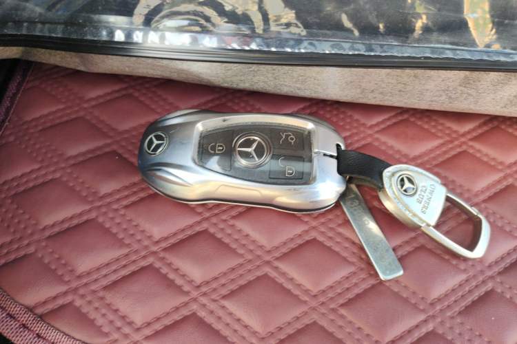Used Mercedes-Benz GLC AMG 2017 AMG GLC 43 4MATIC Vehicle Key