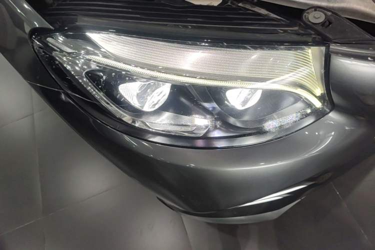 Used Mercedes-Benz GLC AMG 2017 AMG GLC 43 4MATIC Right Front Headlight