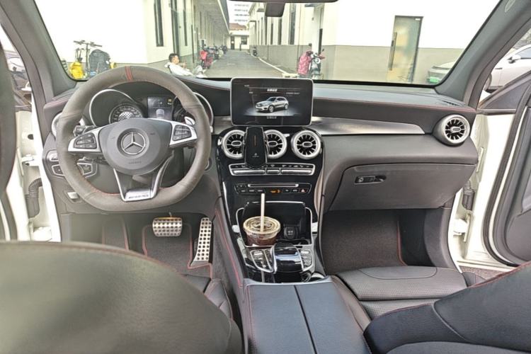 Used Mercedes-Benz GLC AMG 2017 AMG GLC 43 4MATIC Special Edition Center Console