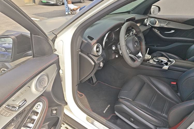 Used Mercedes-Benz GLC AMG 2017 AMG GLC 43 4MATIC Special Edition Driver Seat