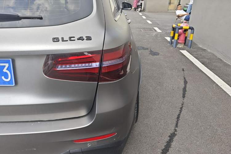 Used Mercedes-Benz GLC AMG 2017 AMG GLC 43 4MATIC Special Edition Exterior 3
