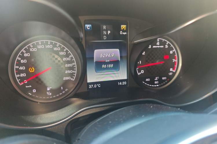 Used Mercedes-Benz GLC AMG 2017 AMG GLC 43 4MATIC Odometer Close Up