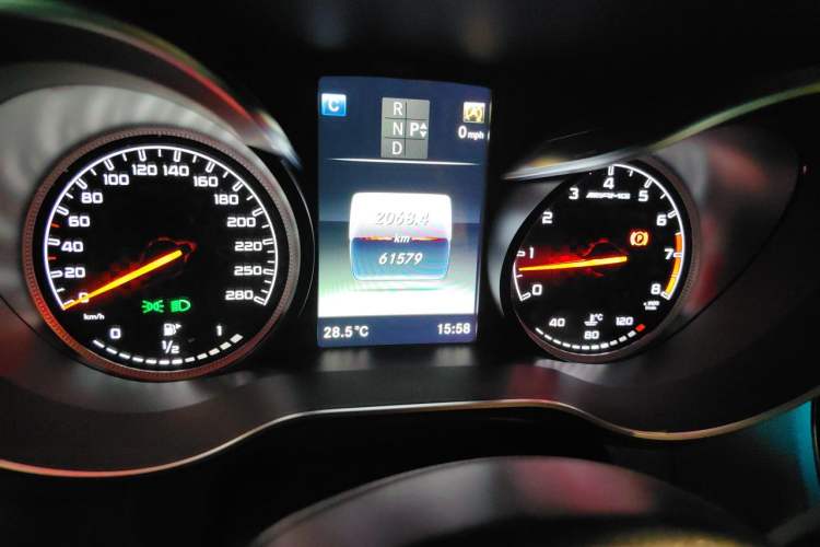 Used Mercedes-Benz GLC AMG 2017 AMG GLC 43 4MATIC Special Edition Odometer Close Up