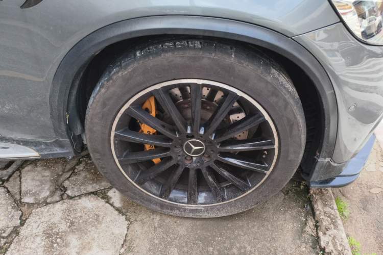 Used Mercedes-Benz GLC AMG 2017 AMG GLC 43 4MATIC Right Front Wheel Hub